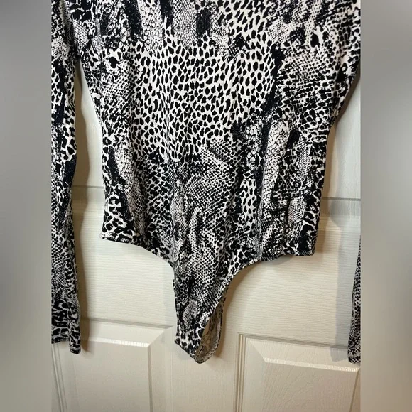 Free People Gotcha Bodysuit in Snakeskin & Leopard Print Size Medium - Picture 6 of 9